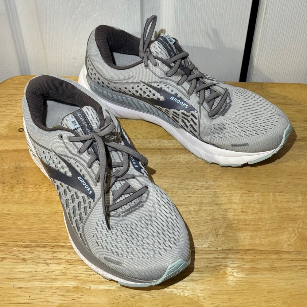 Brooks Adrenaline GTS 21 Womens 11 Wide Grey Blue Running Shoes READ description
